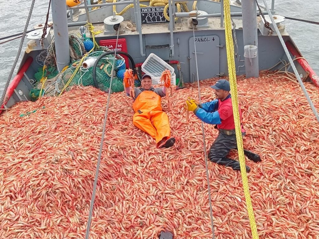 CAPIP se sació de la pesca en tiempo récord y ahora pide que cierren la temporada